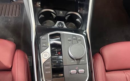 BMW 3 серия, 2023 год, 2 633 000 рублей, 15 фотография