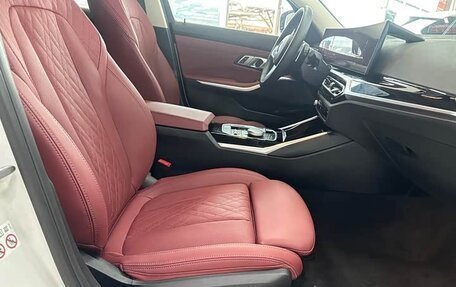 BMW 3 серия, 2023 год, 2 633 000 рублей, 13 фотография