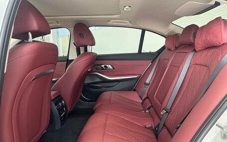 BMW 3 серия, 2023 год, 2 633 000 рублей, 16 фотография