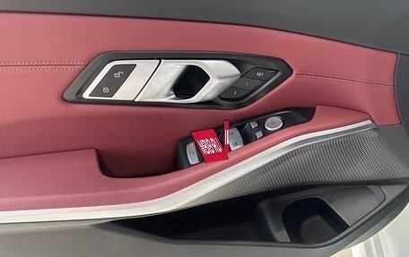 BMW 3 серия, 2023 год, 2 633 000 рублей, 10 фотография