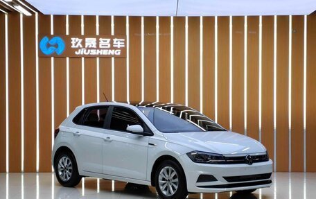 Volkswagen Polo, 2022 год, 970 000 рублей, 3 фотография