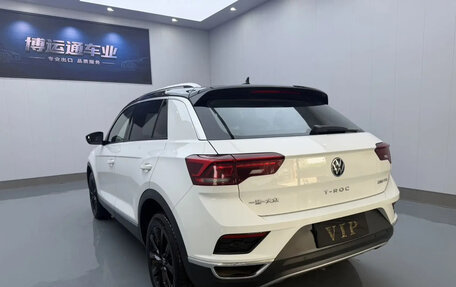 Volkswagen T-Roc I, 2023 год, 1 700 007 рублей, 4 фотография