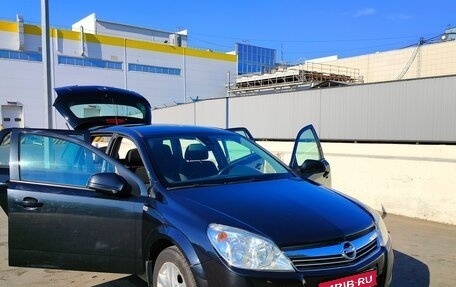 Opel Astra H, 2013 год, 680 000 рублей, 1 фотография