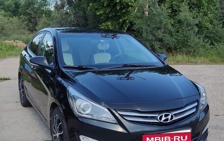 Hyundai Solaris II рестайлинг, 2016 год, 950 000 рублей, 2 фотография