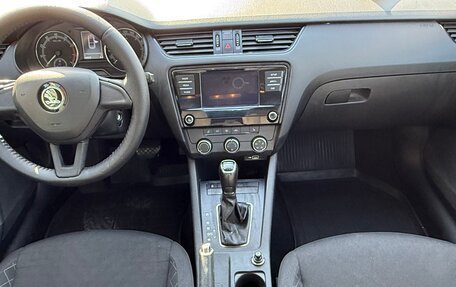 Skoda Octavia, 2019 год, 1 250 000 рублей, 21 фотография