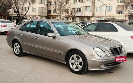 Mercedes-Benz E-Класс, 2002 год, 1 050 000 рублей, 2 фотография