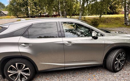 Lexus RX IV рестайлинг, 2017 год, 3 199 000 рублей, 4 фотография