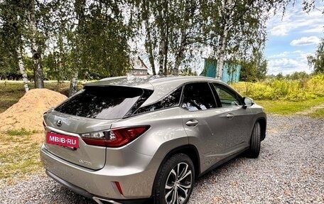Lexus RX IV рестайлинг, 2017 год, 3 199 000 рублей, 8 фотография
