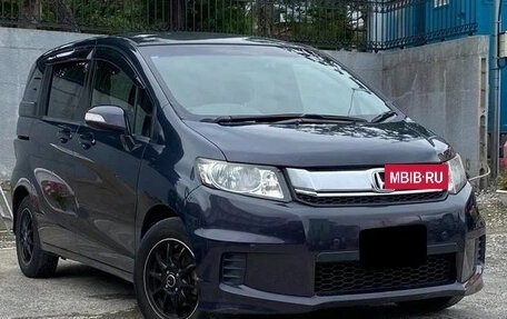 Honda Freed I, 2016 год, 925 000 рублей, 5 фотография