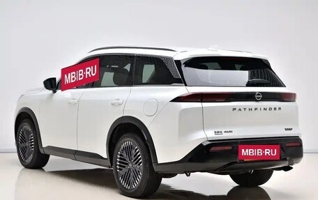 Nissan Pathfinder, 2024 год, 4 747 800 рублей, 3 фотография