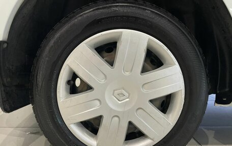 Renault Logan II, 2018 год, 660 000 рублей, 18 фотография
