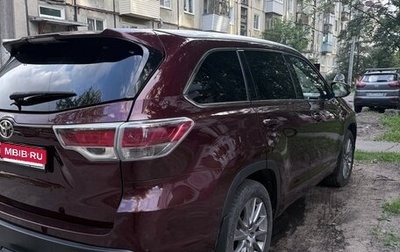 Toyota Highlander III, 2014 год, 2 550 000 рублей, 1 фотография