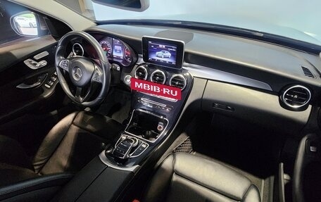 Mercedes-Benz C-Класс, 2018 год, 1 830 000 рублей, 11 фотография