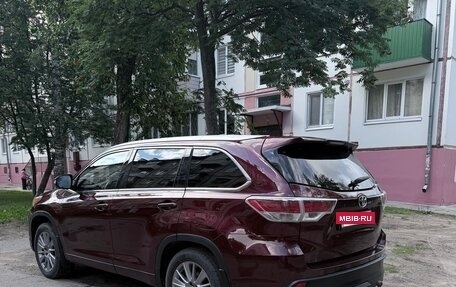 Toyota Highlander III, 2014 год, 2 550 000 рублей, 4 фотография