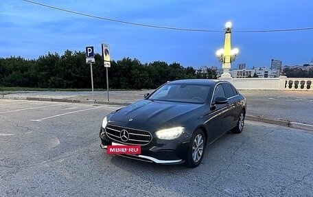 Mercedes-Benz E-Класс, 2021 год, 3 600 000 рублей, 10 фотография