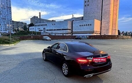 Mercedes-Benz E-Класс, 2021 год, 3 600 000 рублей, 12 фотография