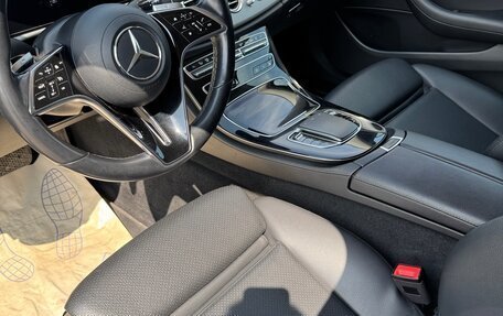 Mercedes-Benz E-Класс, 2021 год, 3 600 000 рублей, 23 фотография