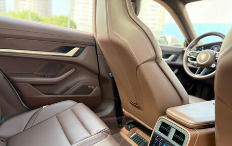 Porsche Taycan I, 2024 год, 21 440 000 рублей, 8 фотография