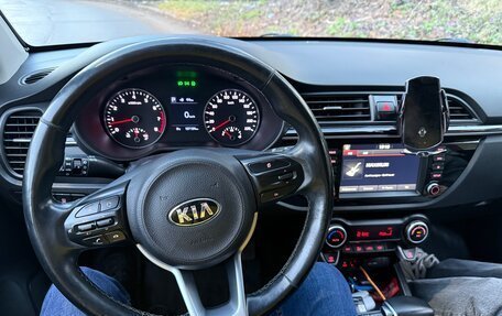 KIA Rio IV, 2017 год, 1 000 000 рублей, 4 фотография