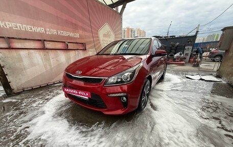 KIA Rio IV, 2017 год, 1 000 000 рублей, 2 фотография