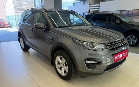 Land Rover Discovery Sport I рестайлинг, 2017 год, 2 400 000 рублей, 3 фотография
