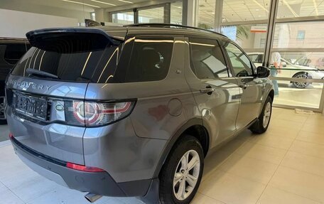 Land Rover Discovery Sport I рестайлинг, 2017 год, 2 400 000 рублей, 4 фотография