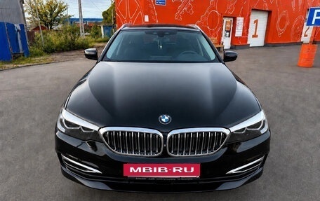 BMW 5 серия, 2018 год, 2 950 000 рублей, 2 фотография