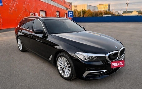 BMW 5 серия, 2018 год, 2 950 000 рублей, 3 фотография
