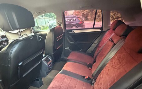 Volkswagen Tiguan II, 2017 год, 1 349 000 рублей, 10 фотография