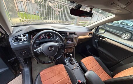 Volkswagen Tiguan II, 2017 год, 1 349 000 рублей, 8 фотография