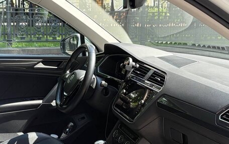 Volkswagen Tiguan II, 2019 год, 3 200 000 рублей, 12 фотография