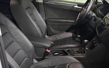 Volkswagen Tiguan II, 2019 год, 3 200 000 рублей, 10 фотография