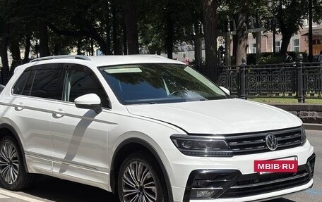 Volkswagen Tiguan II, 2019 год, 3 200 000 рублей, 6 фотография