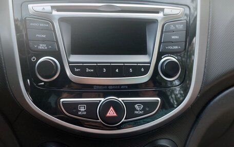 Hyundai Solaris II рестайлинг, 2015 год, 1 070 000 рублей, 4 фотография