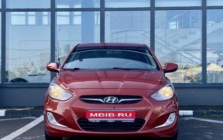 Hyundai Solaris II рестайлинг, 2012 год, 829 000 рублей, 2 фотография
