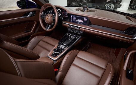 Porsche 911, 2020 год, 15 490 000 рублей, 32 фотография