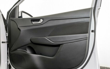 Hyundai Solaris II рестайлинг, 2022 год, 1 620 000 рублей, 24 фотография