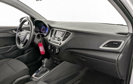 Hyundai Solaris II рестайлинг, 2022 год, 1 620 000 рублей, 11 фотография