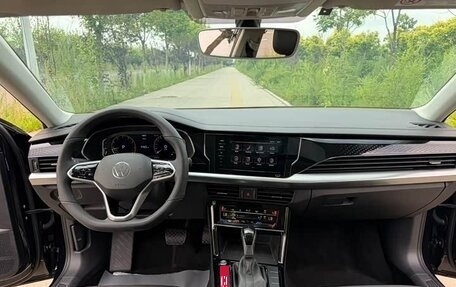 Volkswagen Passat B8 рестайлинг, 2022 год, 2 000 098 рублей, 11 фотография