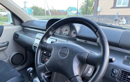 Nissan X-Trail, 2005 год, 560 000 рублей, 8 фотография