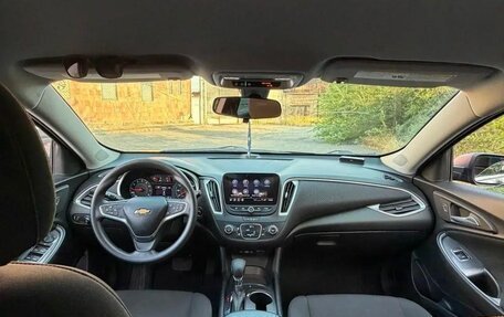 Chevrolet Malibu IX, 2021 год, 1 300 000 рублей, 7 фотография