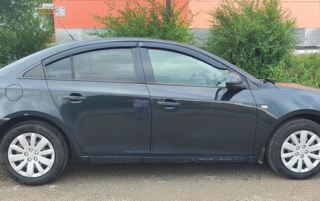 Chevrolet Cruze II, 2010 год, 430 000 рублей, 8 фотография