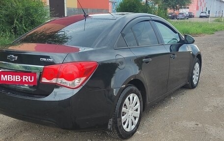 Chevrolet Cruze II, 2010 год, 430 000 рублей, 5 фотография