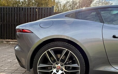 Jaguar F-Type I рестайлинг 2, 2020 год, 5 800 000 рублей, 8 фотография