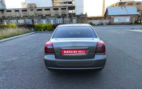 Toyota Avensis III рестайлинг, 2007 год, 700 000 рублей, 5 фотография