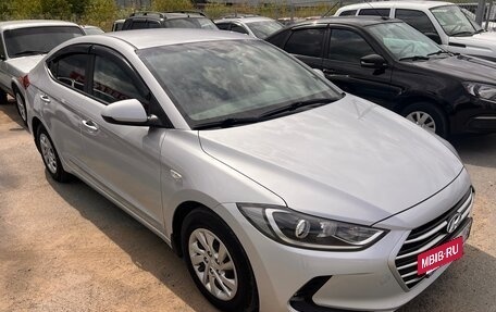 Hyundai Elantra VI рестайлинг, 2016 год, 1 550 000 рублей, 2 фотография