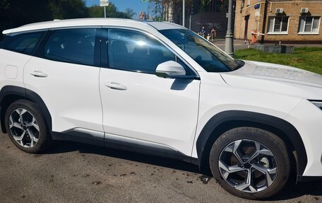 Geely Atlas, 2024 год, 3 000 000 рублей, 4 фотография