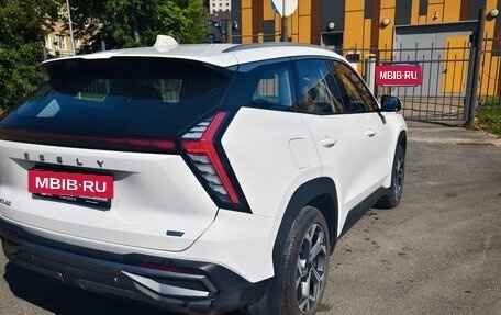 Geely Atlas, 2024 год, 3 000 000 рублей, 6 фотография