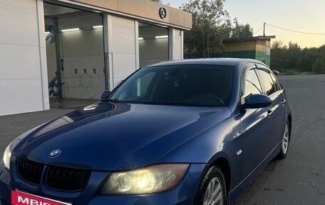BMW 3 серия, 2007 год, 750 000 рублей, 2 фотография