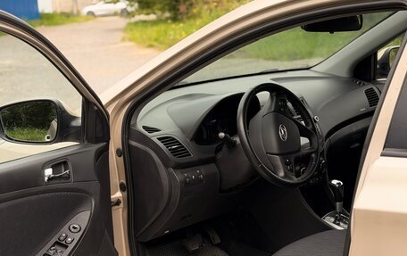 Hyundai Solaris II рестайлинг, 2011 год, 750 000 рублей, 6 фотография